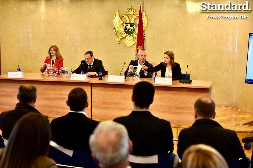 Ovo je redoslijed kandidata na listiću: Marko prvi, Mladen drugi, Draginja šesta a Milo posljednji