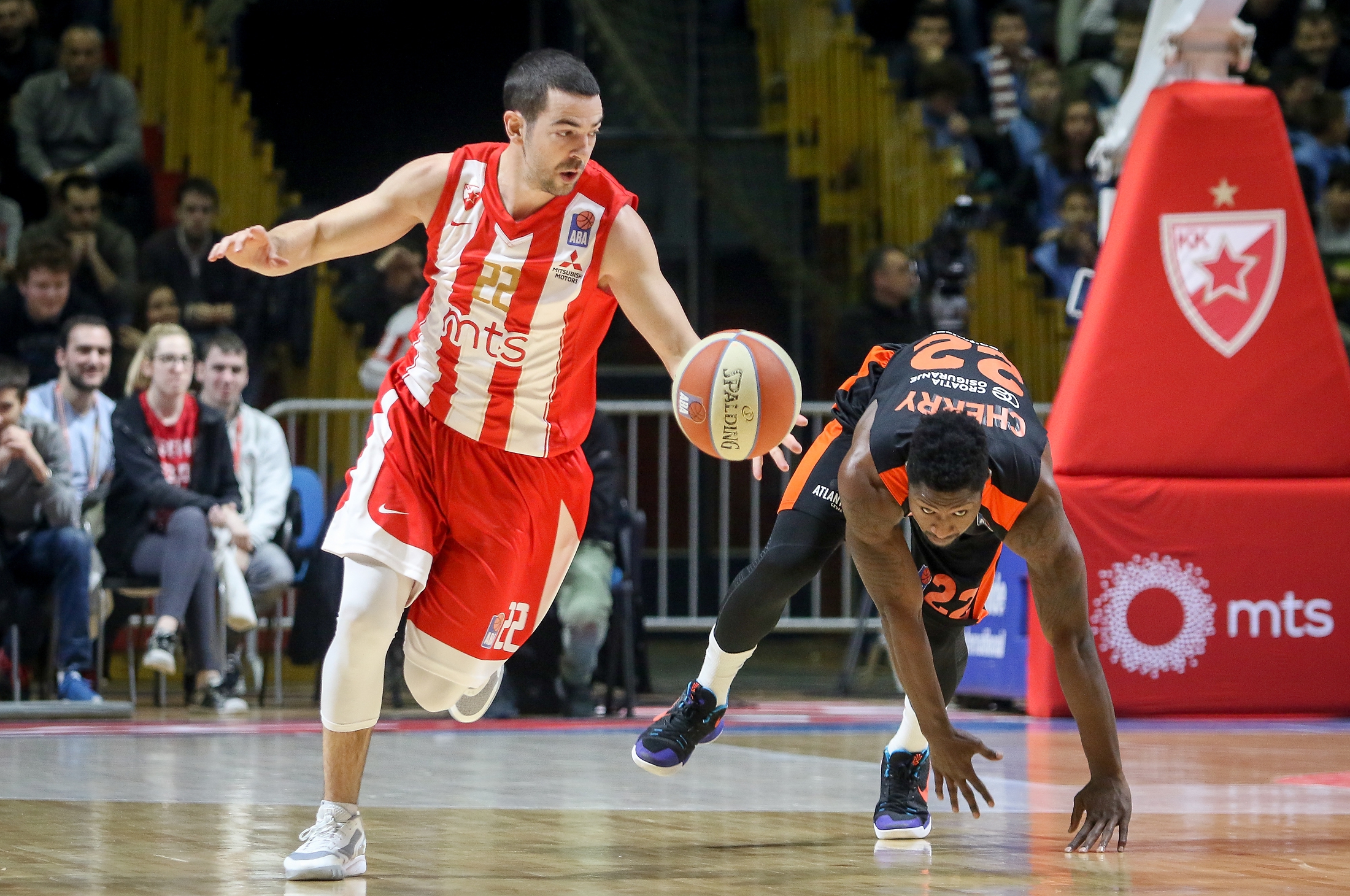Mitrović vraća Ročestija