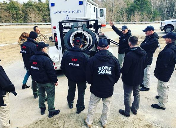 BOMB SQUAD: Crnogoski policajci s američkim agentima vježbali demontiranje bombi