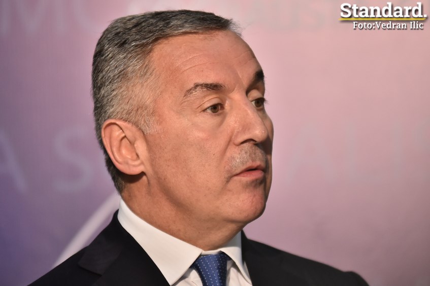 Đukanović nakon eksplozije: Teško da večeras možemo reći da se osjećamo bezbjedno