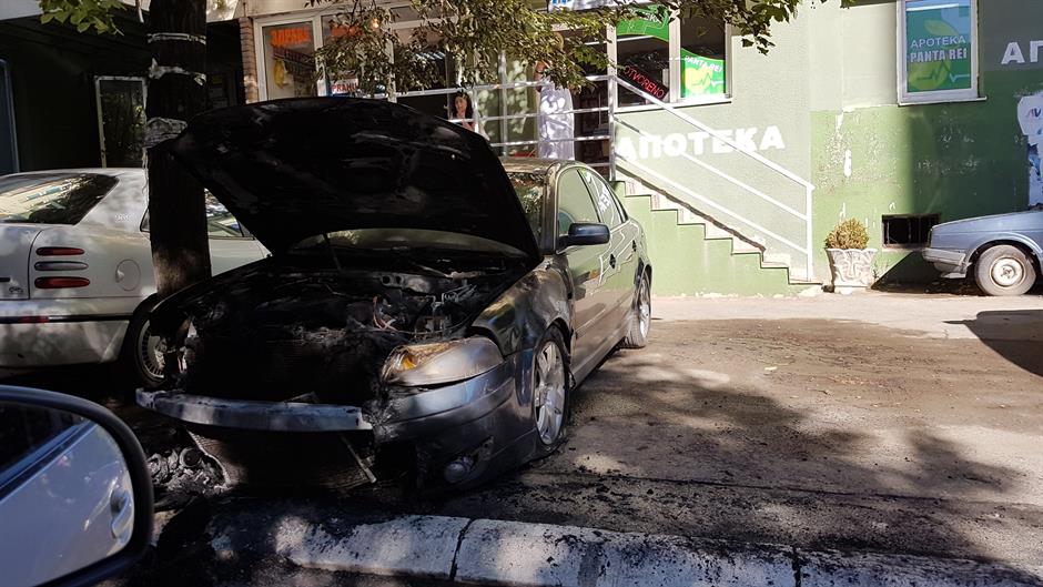 Zapaljen automobil podgoričkog advokata Čeda Dobrovića