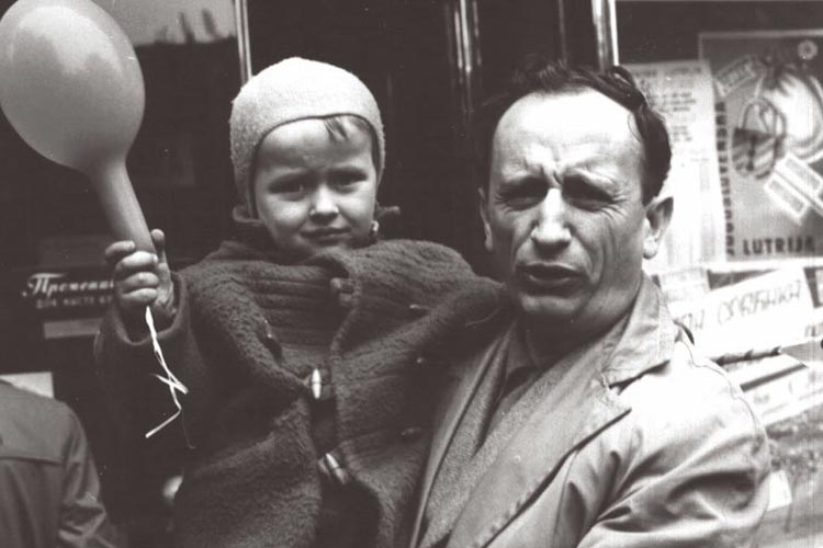 “Stiže proljeće i žao mi je svih onih kojima to nije važno”