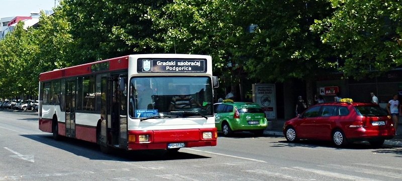 Gradski autobusi u Podgorici juče na vanrednom pregledu, građani uzalud čekali