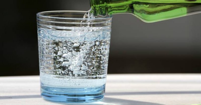Naučnici otkrili: Da li gazirana voda goji?