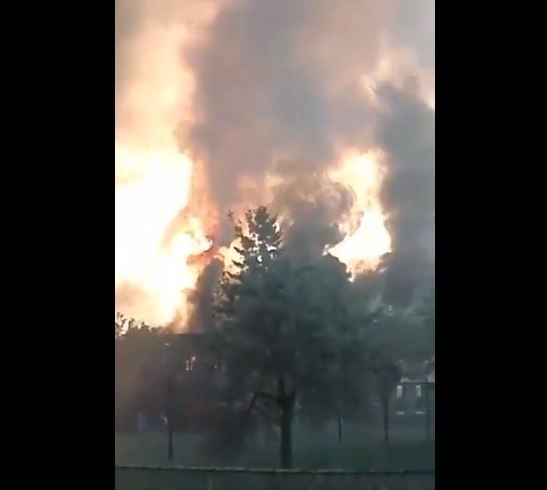 VIDEO – Vatra “jede” bjelopoljski Mesopromet, radnicima oči pune suza