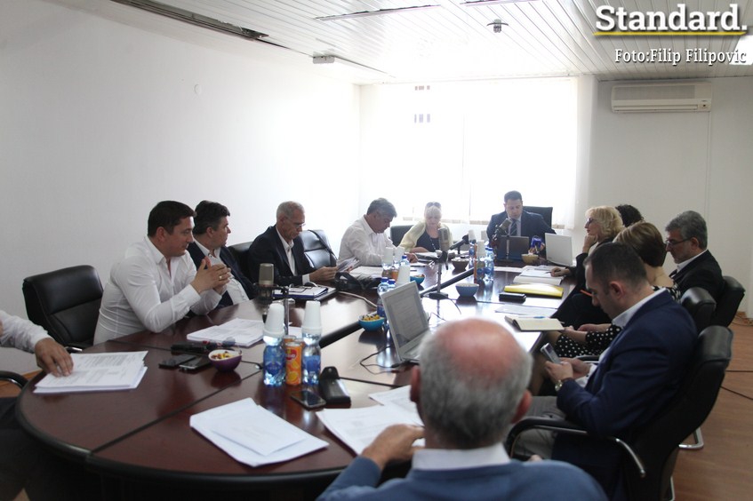Neko van kuće kontroliše program: Mijenja se ugovor RTCG sa CGO