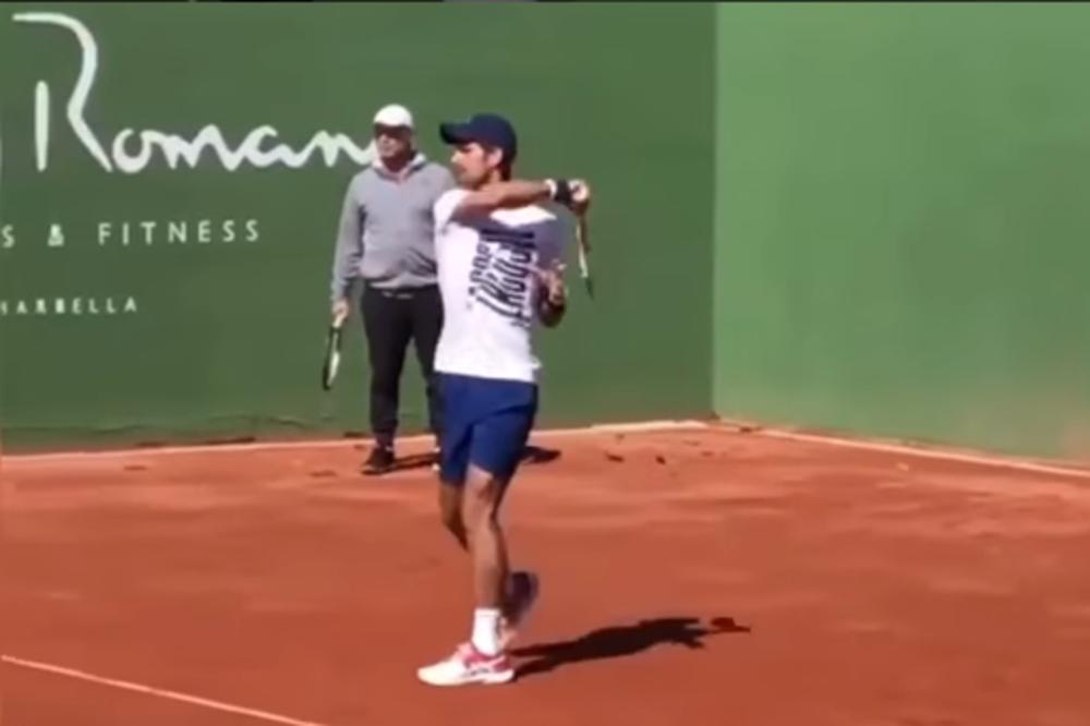 VIDEO – S kim to Đoković sad trenira?