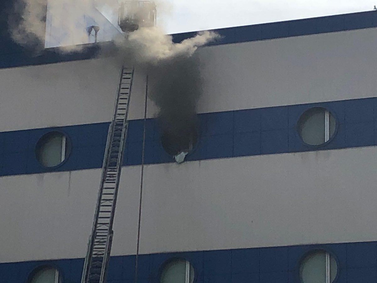 VIDEO – Još jedan požar u ruskom šoping centru: Evakuisano preko 600 ljudi, ima žrtava