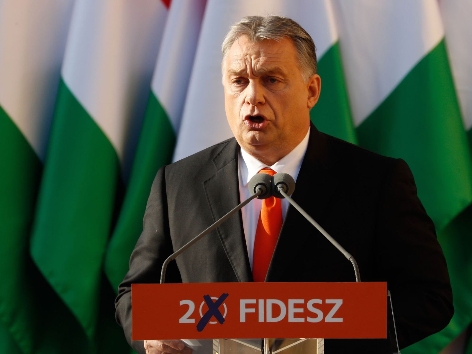 Svi mađarski opozicionari podnijeli ostavke nakon poraza na izborima