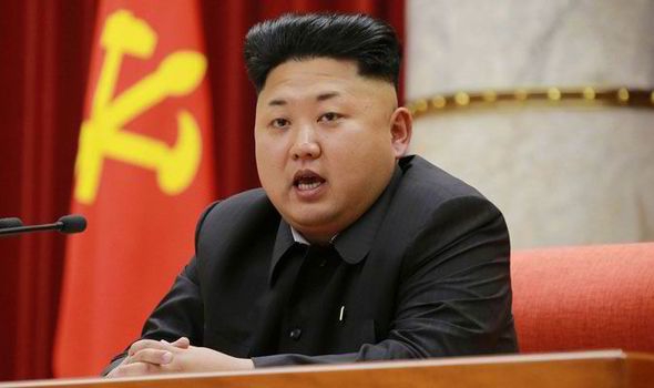 Kim koristi ženu i sestru da popravi imidž