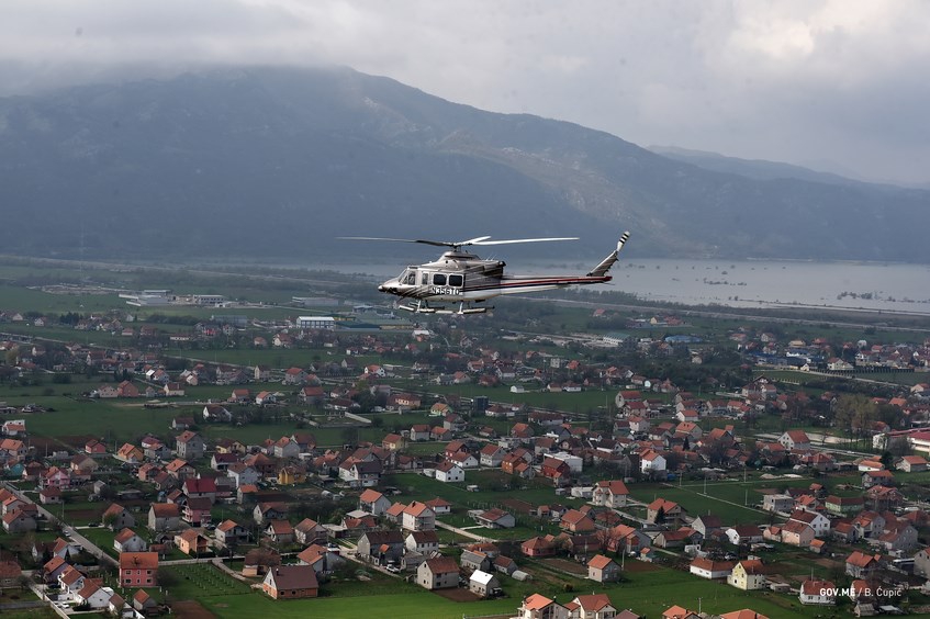 Stigao prvi Bell: Vojska Crne Gore dobila helikopter