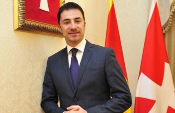 Bogdanović čestitao Vaskrs: Njegujmo različitosti i osnažimo mir