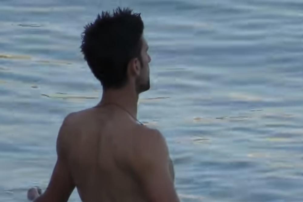 VIDEO – Đoković “uhvaćen” dok se brčka na Mediteranu