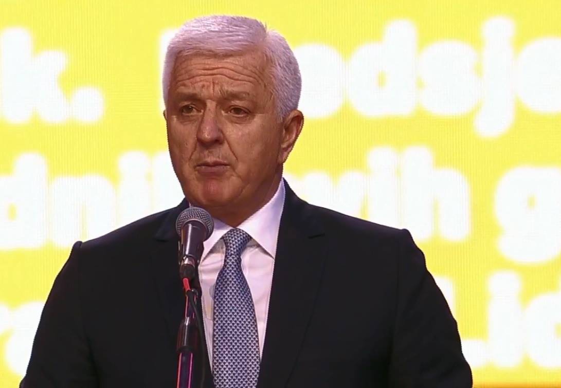 Marković: Dalje ruke od Crne Gore, naš put ka Evropi niko ne može spriječiti