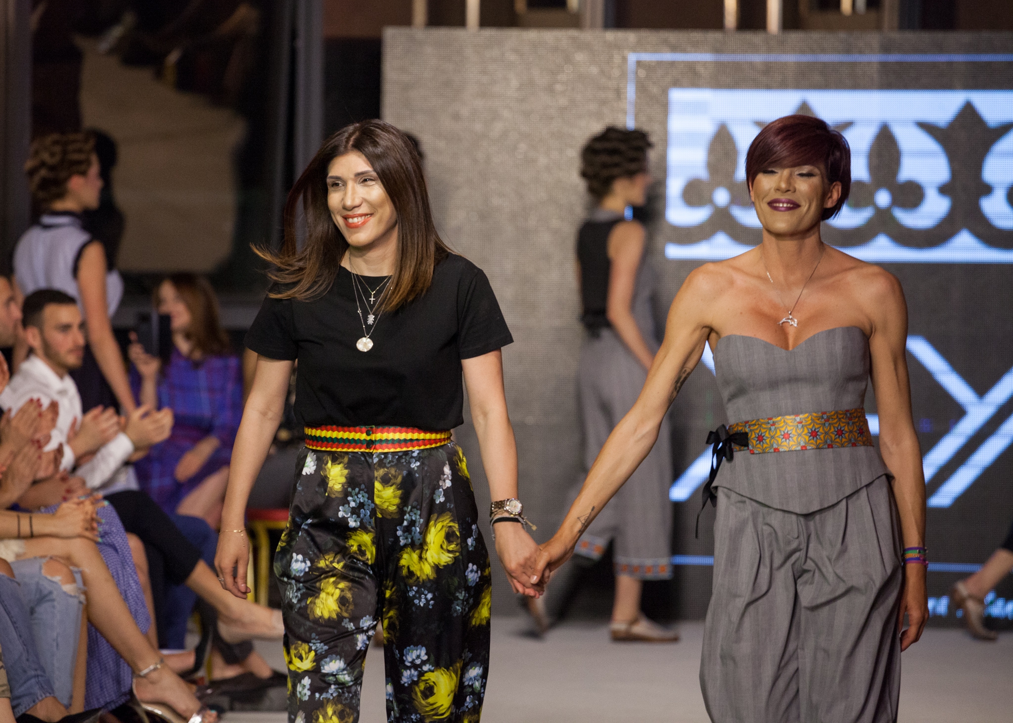 MAZDA FASHION WEEK MONTENEGRO: Manastirski ornamenti, klasika, moderno i poznati na pisti!