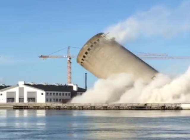 VIDEO: Kad pogriješite s 10 kg eksploziva…Toranj je zdrobio zgradu