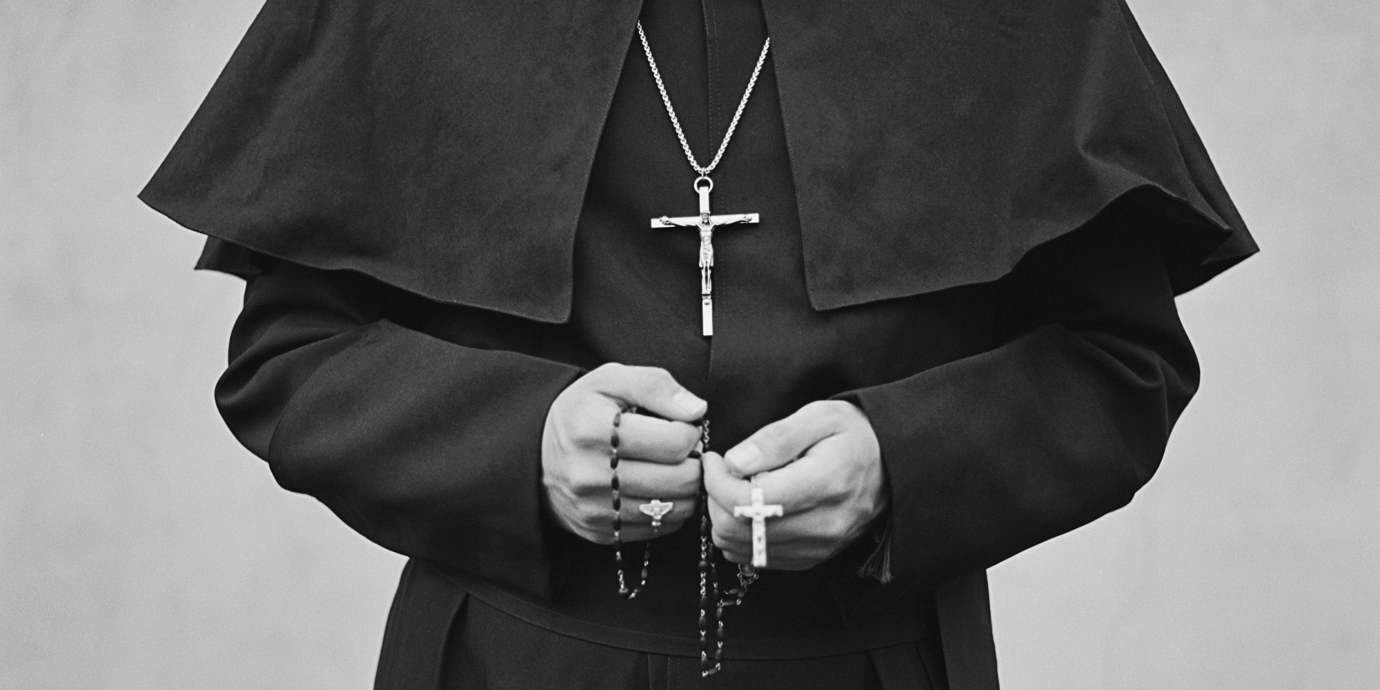 Dobitnik nagrade za životno djelo: Hrvatski sveštenik uhapšen zbog pedofilije