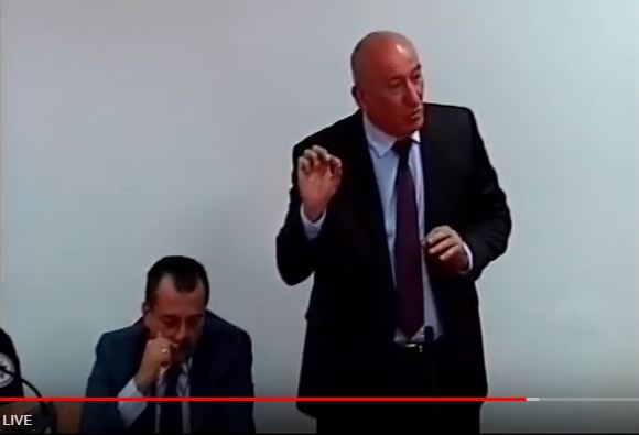 VIDEO – Pera Ložač okidač za “crkavanje od smijeha”: Prekinuću suđenje! Pa, prekinite