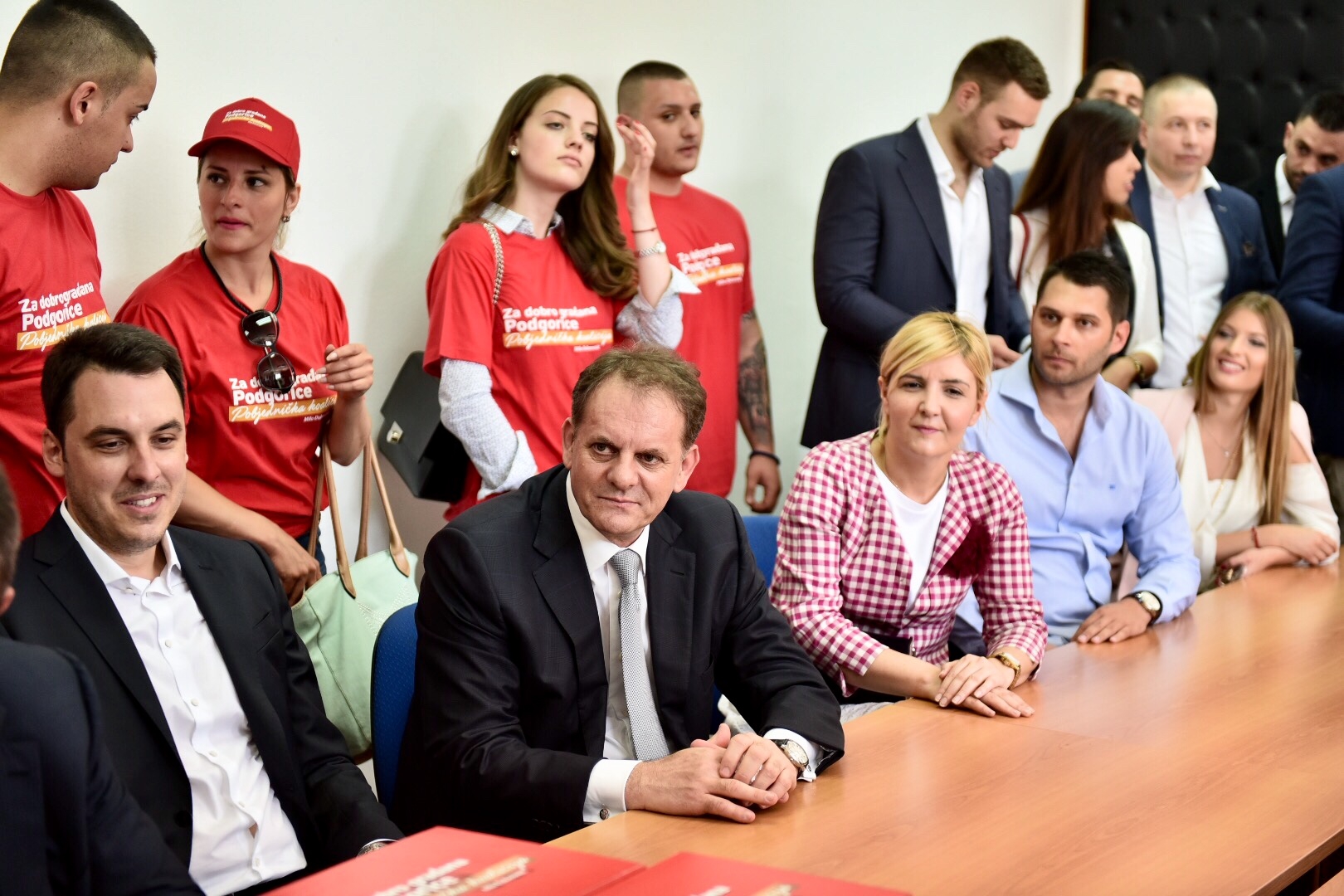 Predali izbornu listu: “DPS zaslužan za uspjehe Crne Gore i Podgorice, zato sigurno pobjeđujemo na izborima”