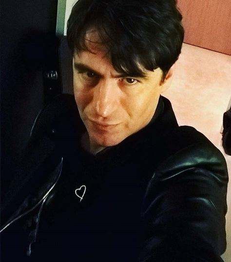 Boris Novković, šeta 26 godina mlađu djevojku, koja je često OBNAŽENA