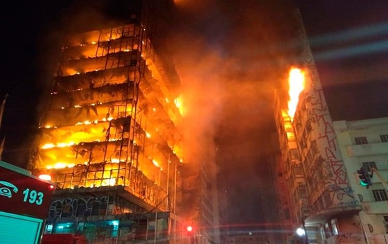 Vatra progutala neboder u Sao Paulu, najmanje jedna žrtva