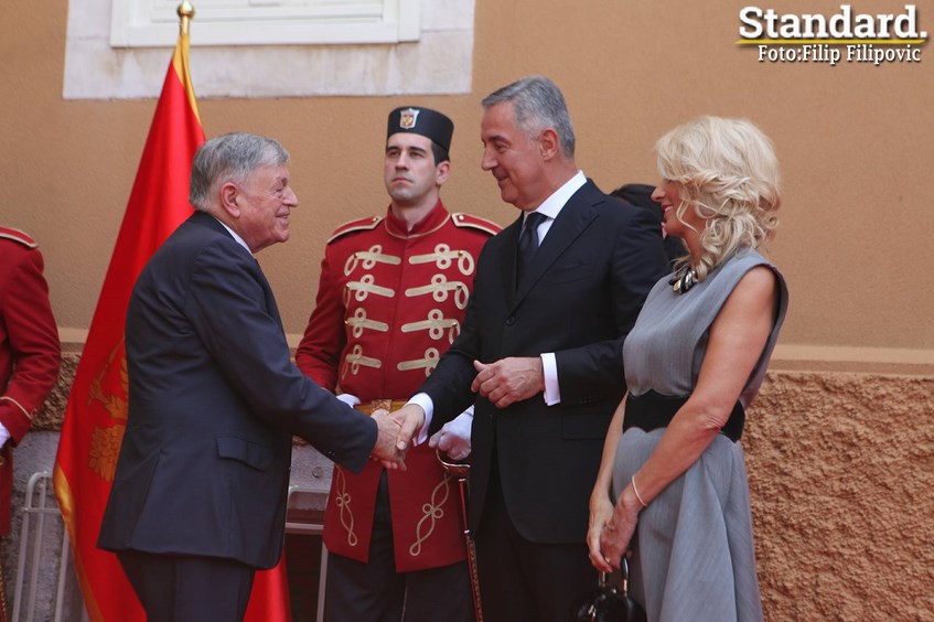 FOTO – Lukšić, Katnić, princ Nikola, Roćen, Pajović, mitropolit Mihailo i ostali među prvima čestitali Đukanoviću