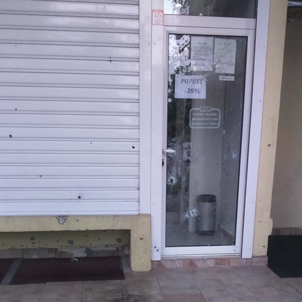 Nikšić: Bačena eksplozivna naprava ispred butika “Kids dreams”