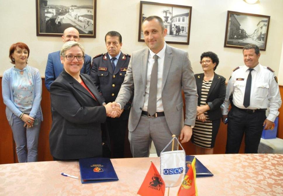 U Skadru potpisan Protokol o saradnji policija Crne Gore i Albanije: Crnogorski i albanski policajci patroliraju na našem primorju
