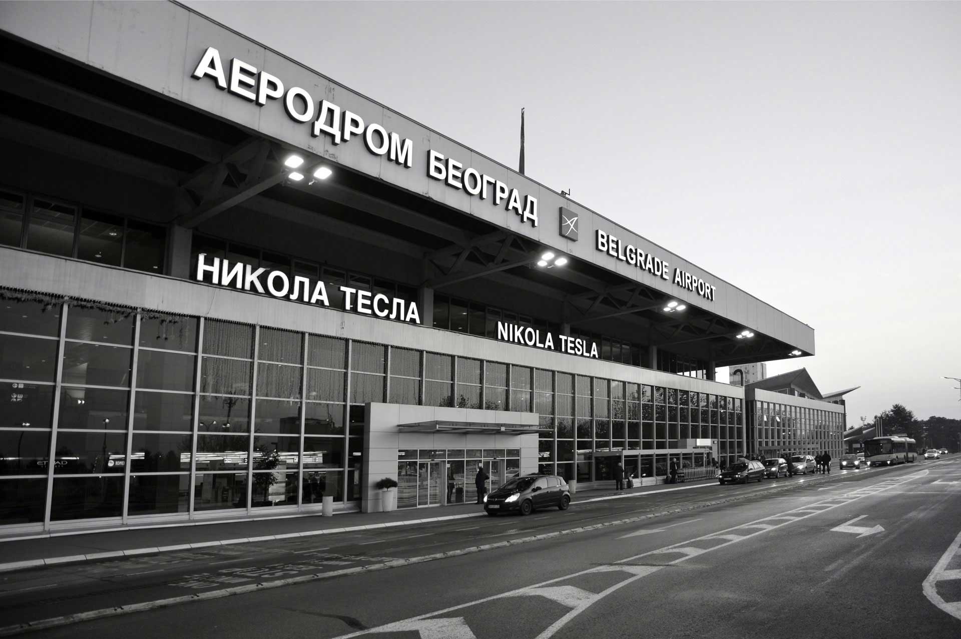 Prinudno slijetanje u Beograd: Pijani Turčin u avionu maltretirao putnike i stjuardese