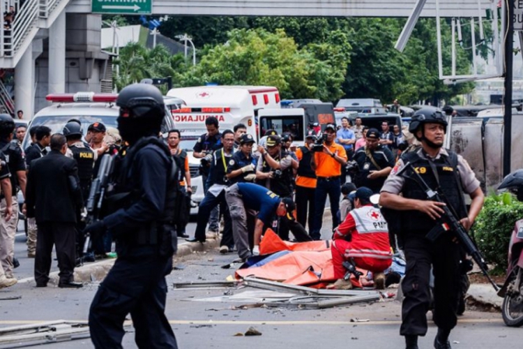 Petočlana porodica izvršila samoubilački napad u Indoneziji