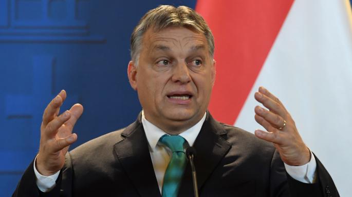 Orban: Migrantima ne treba dati ni cent