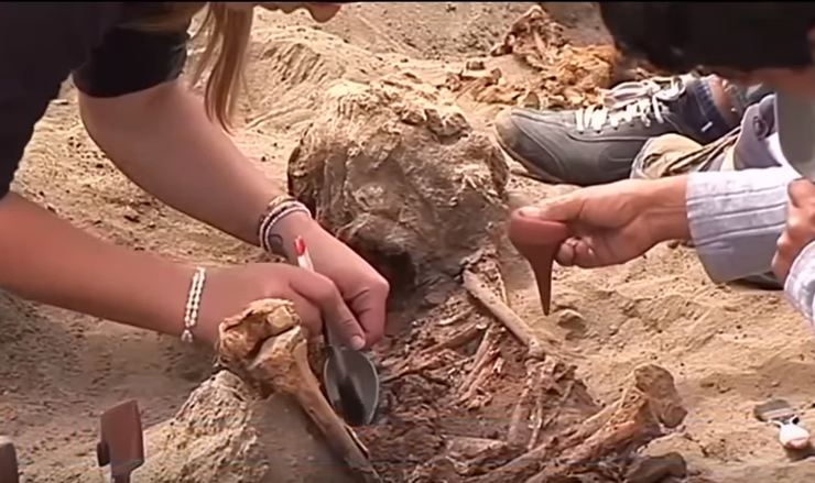 VIDEO – Utrobe rasporene, srca iščupana: Otkriveno mjesto najvećeg žrtvovanja djece