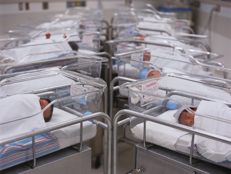 Zbog zamjene beba: UNICEF pozvao na transformaciju porodilišta u Crnoj Gori