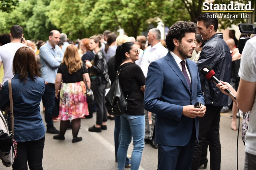 FOTO – Evo ko je od političara došao na novinarski protest