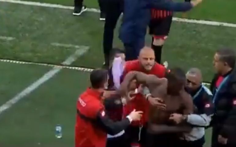 VIDEO – Saigrači napali Florentana Pogbu