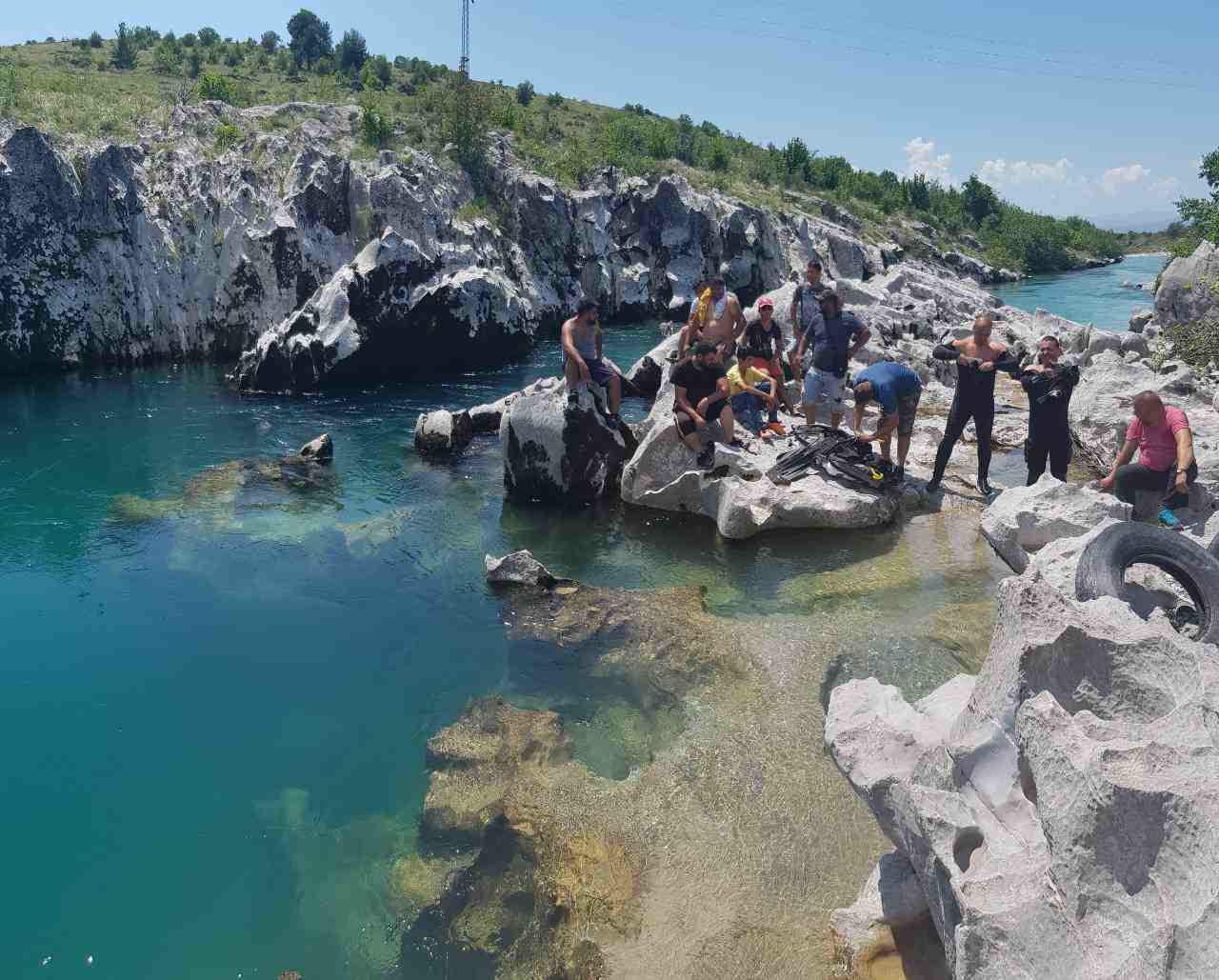 Mijajlović: Čudno da utopljenika još ne možemo naći, moramo da pravimo novi plan potrage