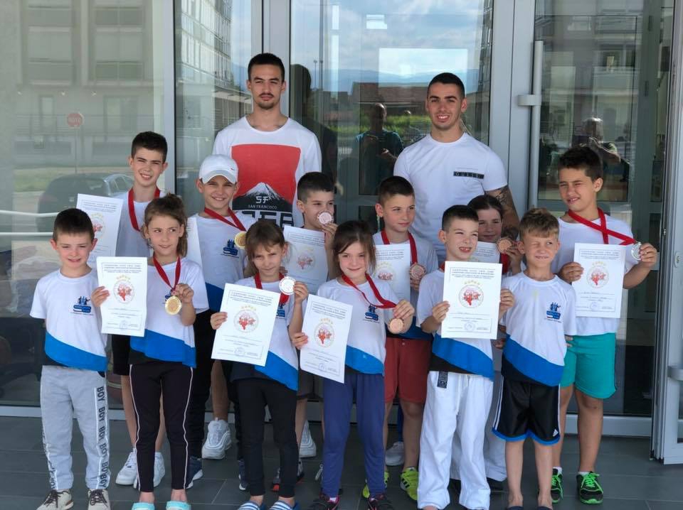 Imali 11 učesnika, a uzeli 10 medalja: Pioniri taekwoondo kluba S3 sjajno se predstavili državnom takmičenju