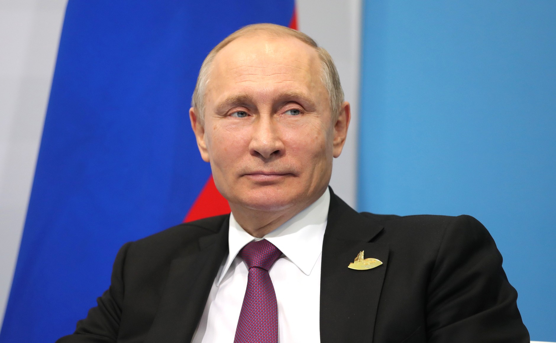 PUTINOVA NOVA LIMUZINA: Prešla samo 200 metara, košta MILIONE…