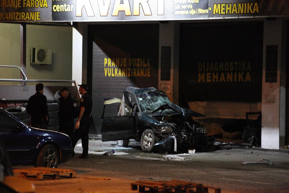 FOTO – Evo šta je ostalo od auta nakon nesreće u kojoj su poginula dva momka