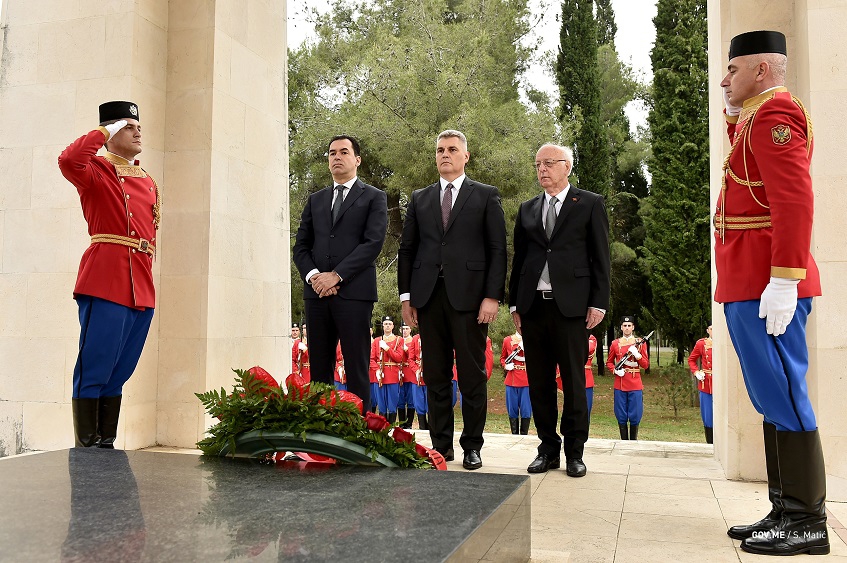 Položen vijenac na Spomenik partizanu borcu na Gorici
