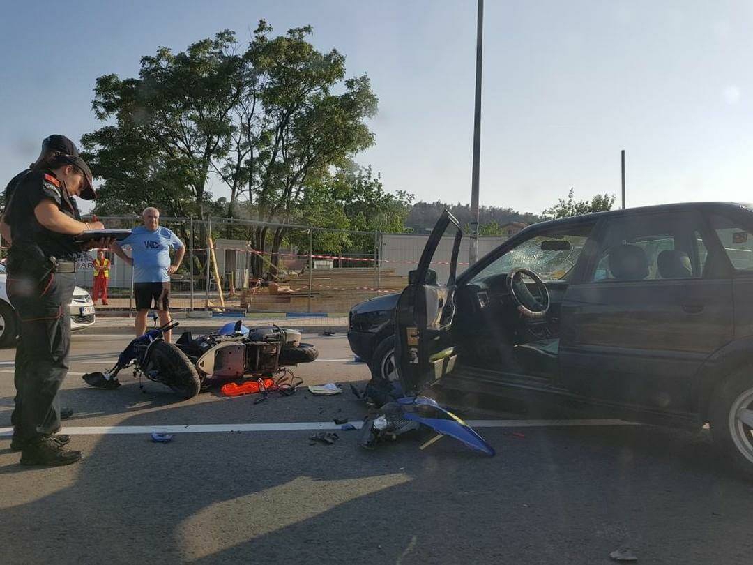 Povrijeđen motociklista u Sutomoru