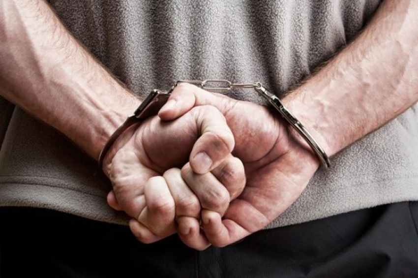 Pokušao da pobjegne od policije pa uhapšen: Kod Novljanina pronađeno 1,6 kilogram marihuane