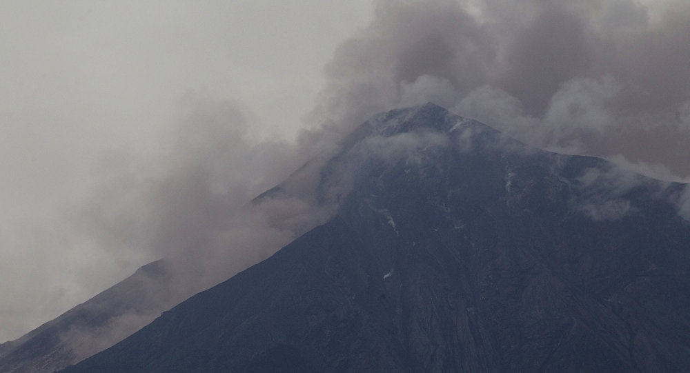 Erupcija vulkana u Gvatemali, najmanje 25 mrtvih