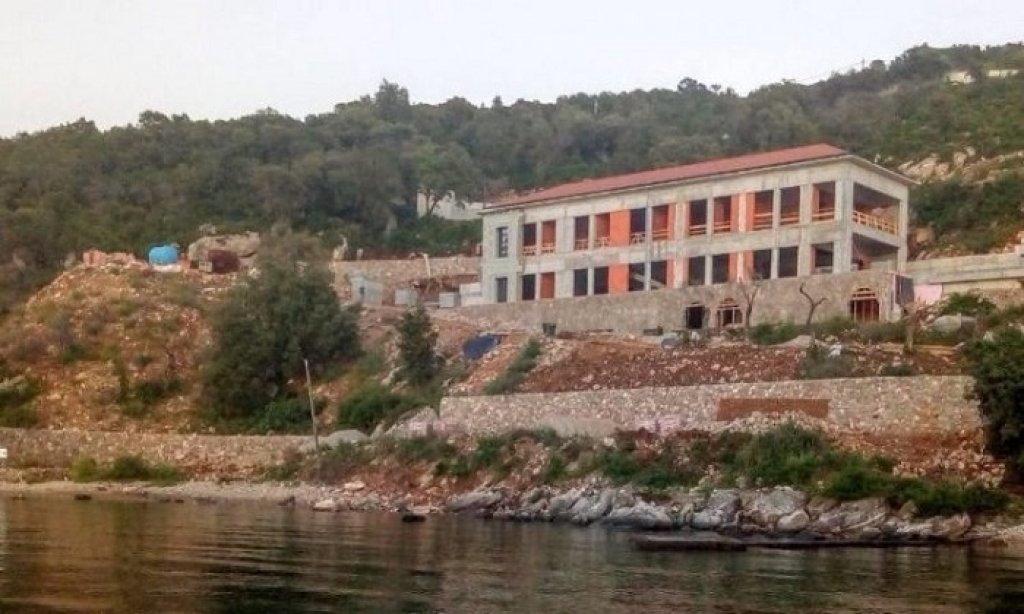 Miškovići podigli zid na zaštićenom području: Ženi srpskog biznismena inspekcija zabranila radove na Malim Rosama