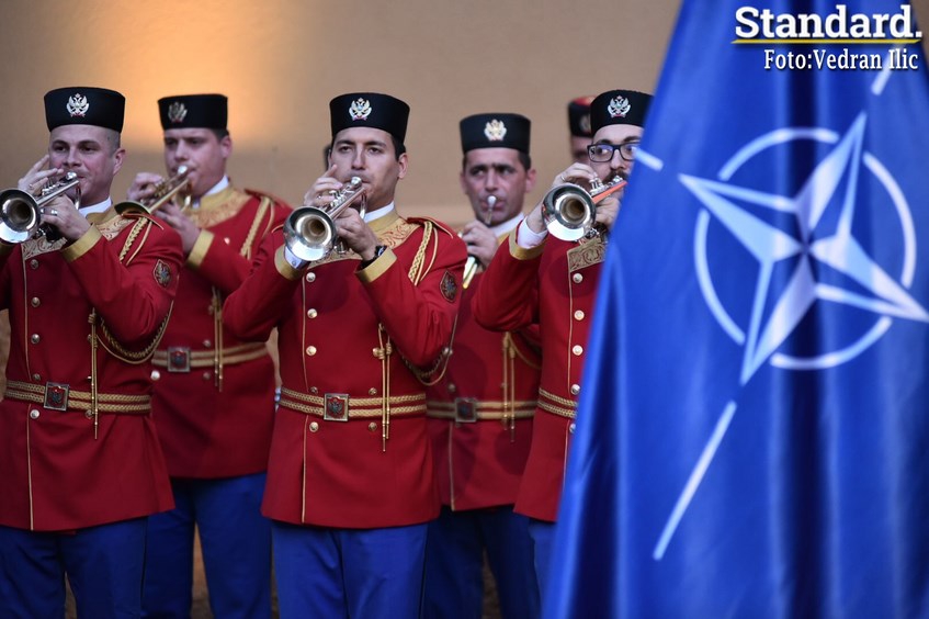 FOTO – Katnićev vojnički pozdrav Vojnom orkestru