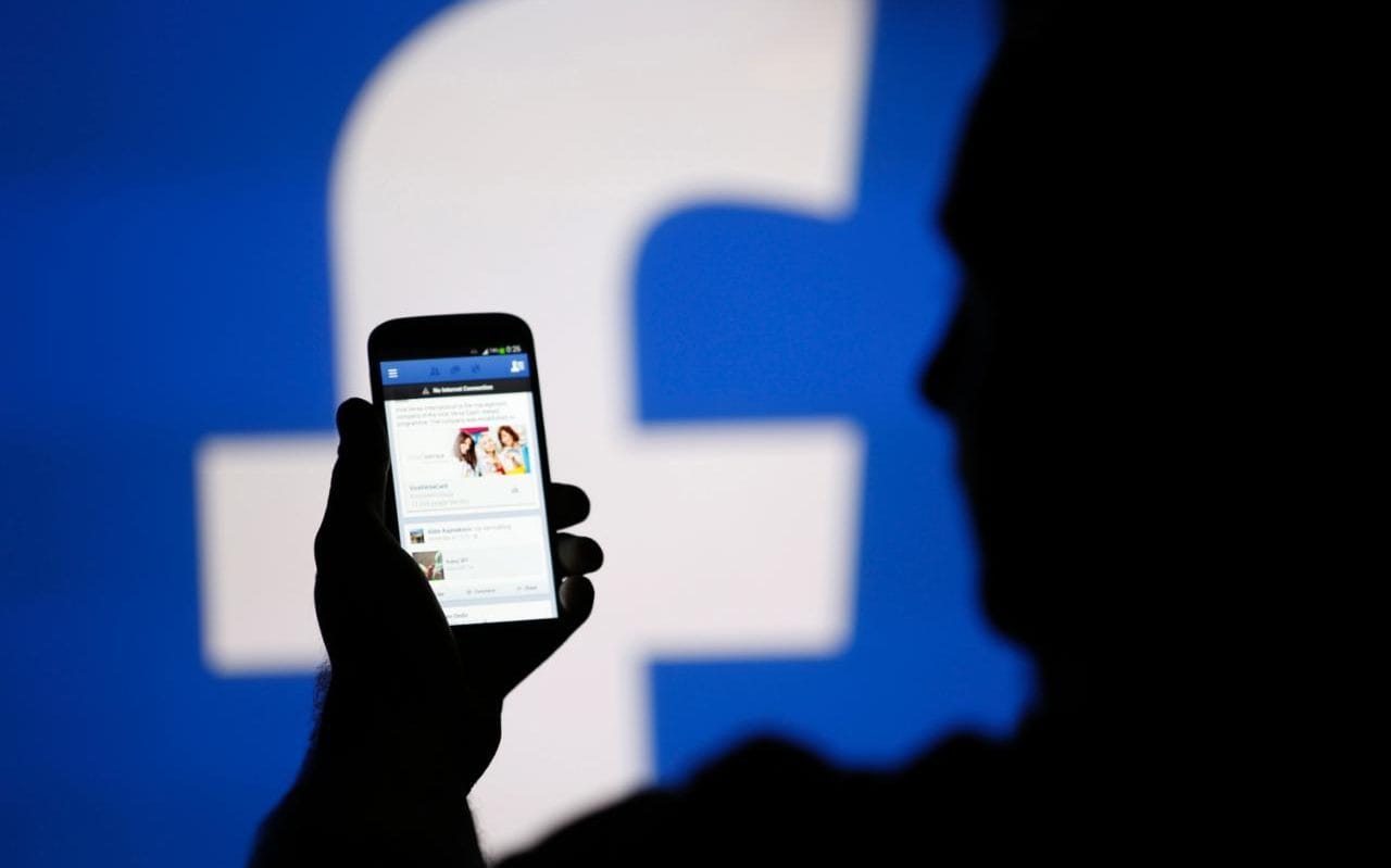 Facebook privatne postove više od 14 miliona korisnika objavljivao kao javne