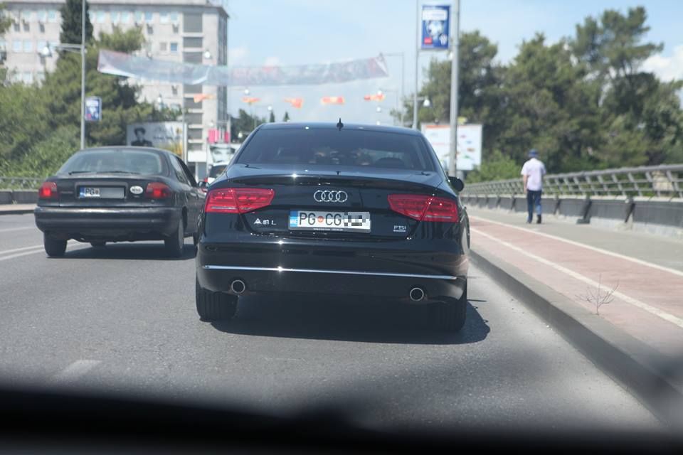 Inspektori ih odbili, a neki građani s “upalom mozga” žude za njima: Navalica na državne tablice, CG i MN imaju i nastavak
