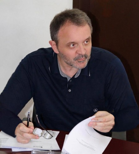 Bivši urednik portala RTCG dolazi za direktora televizije? “Postoje razne priče”