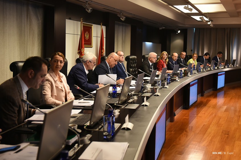 Ko od ministara u Vladi Crne Gore ima najviše rata, a ko najveću štednju?