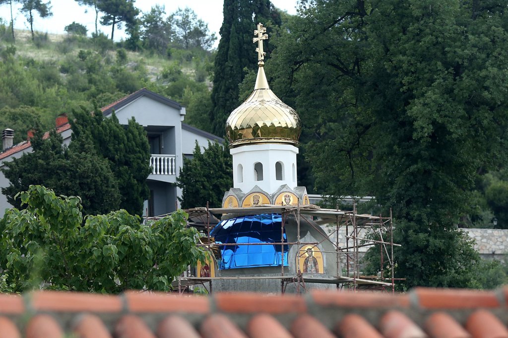 Tužba protiv SPC zbog devastiranja i prisvajanja manastira Dajbabe
